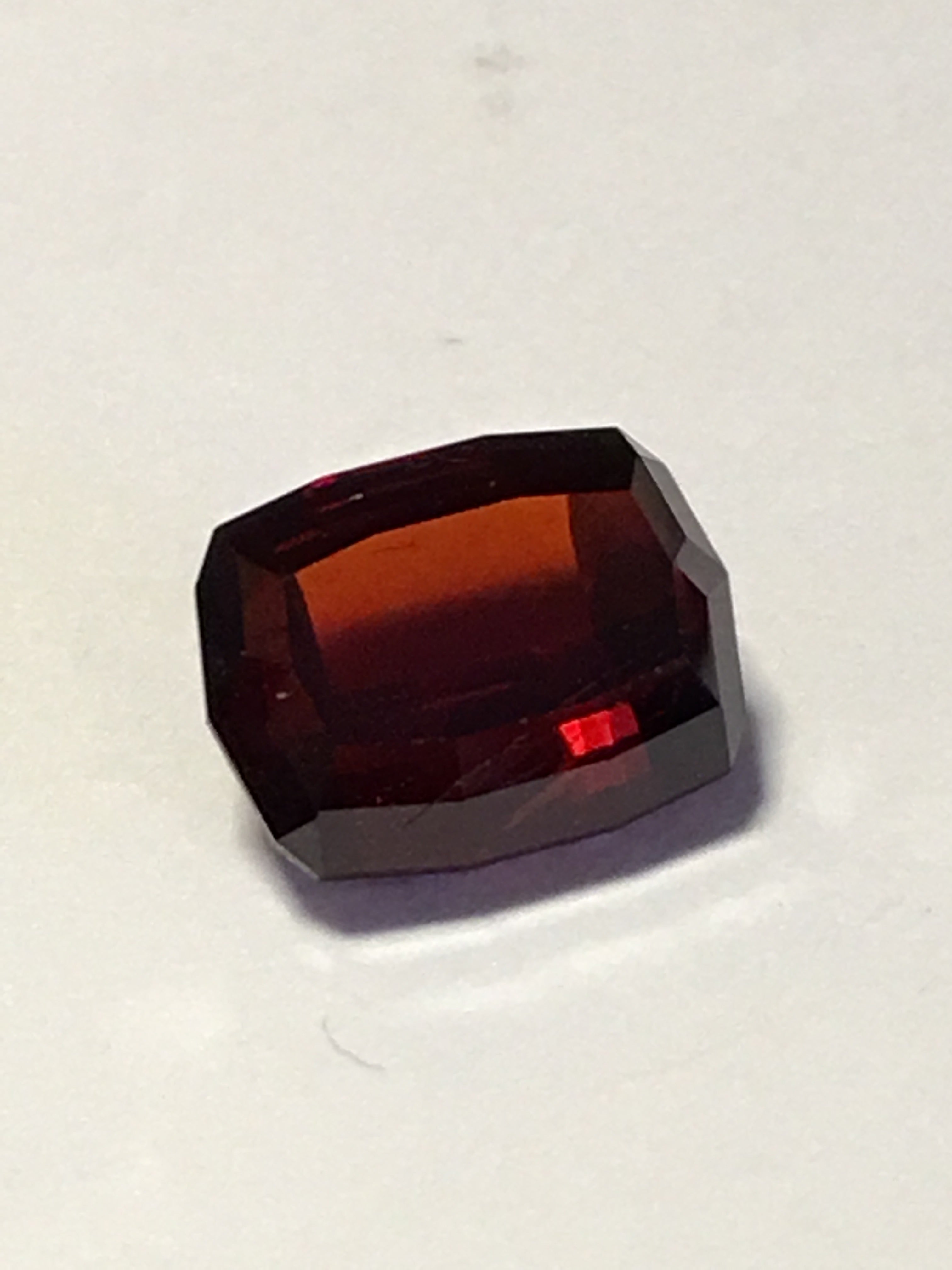 Brazilian Pyrope Garnet – JEWELRY GEMS & LAPIDARY